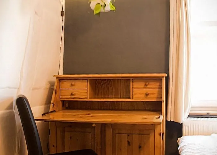 Cozy Farm - Fachwerkhaus Voller Moeglichkeiten Apartment *